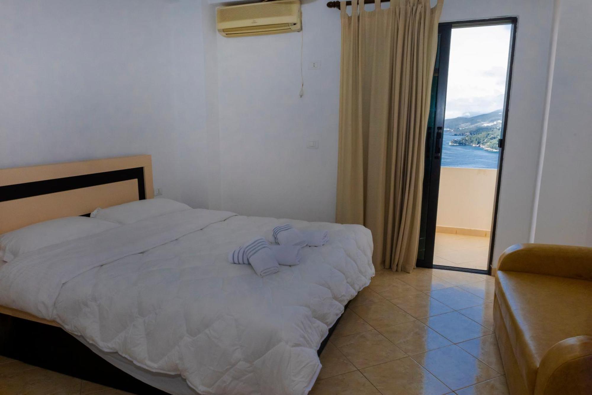 Soren The Sunset Dream Himare Exterior photo