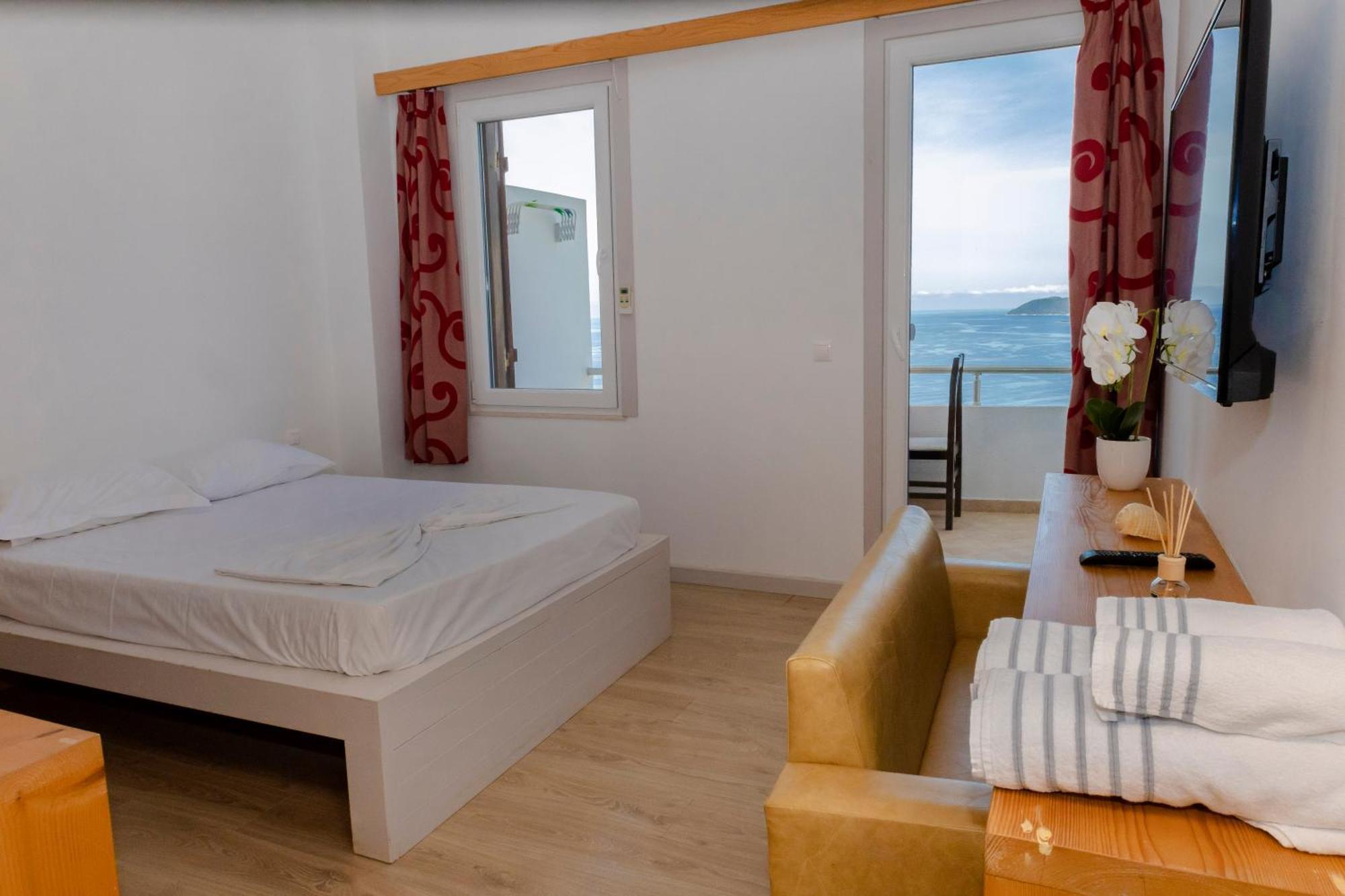 Soren The Sunset Dream Himare Exterior photo